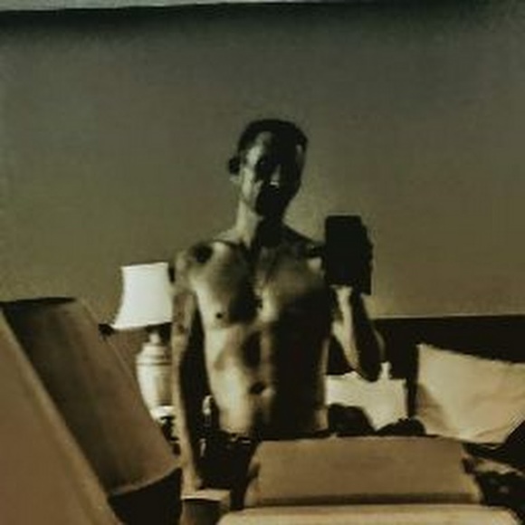 Meet your Posher, Willam - Picture 1 of 1